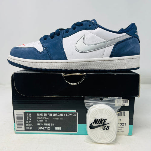 Jordan 1 Low SB Midnight Navy