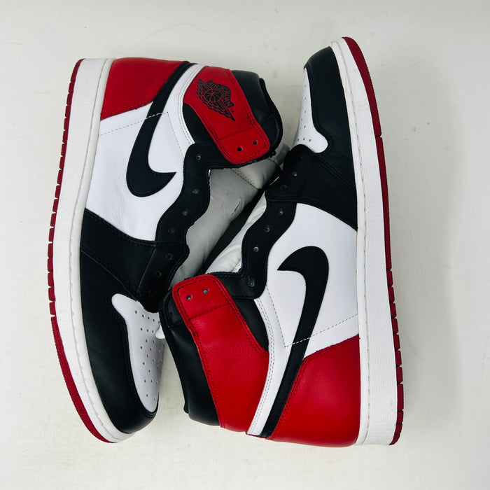 Jordan 1 Retro Black Toe (2016)