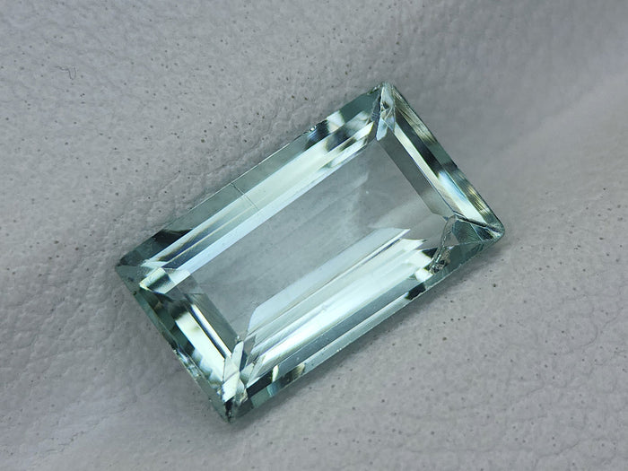 2.11ct natural aquamarine stone igcga09 - imaangems