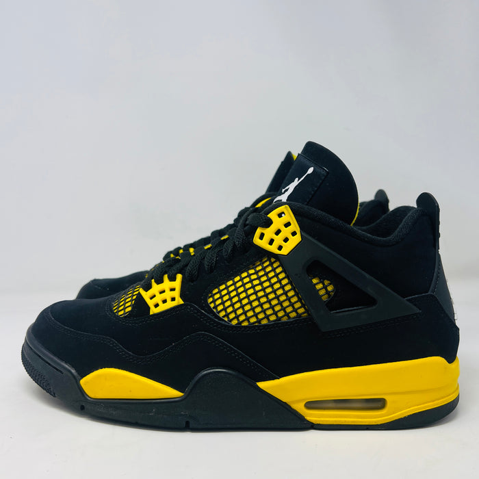 Jordan 4 Retro Thunder (2023)