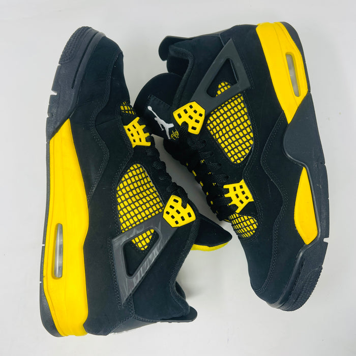 Jordan 4 Retro Thunder (2023)