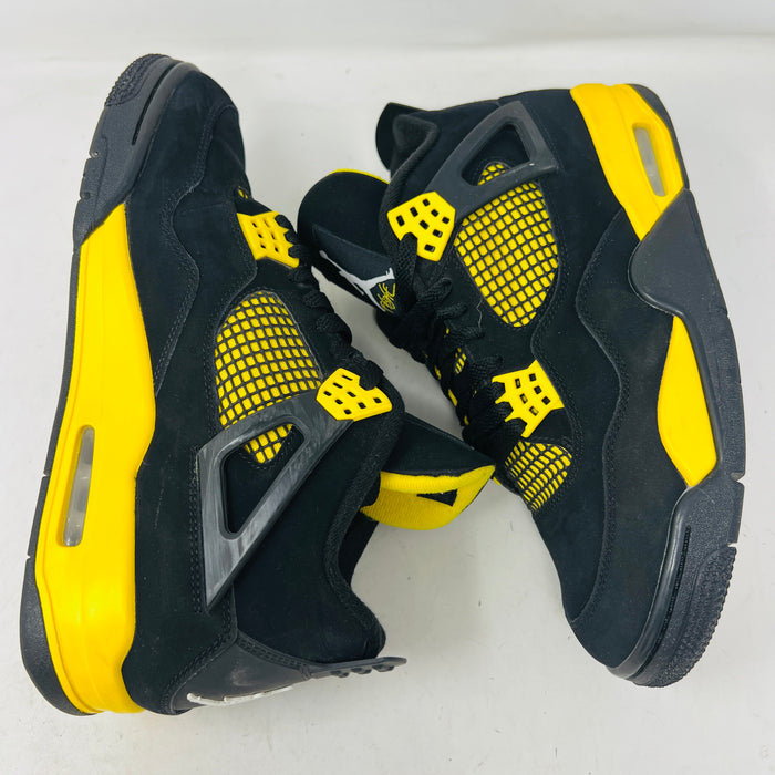 Jordan 4 Retro Thunder (2023)
