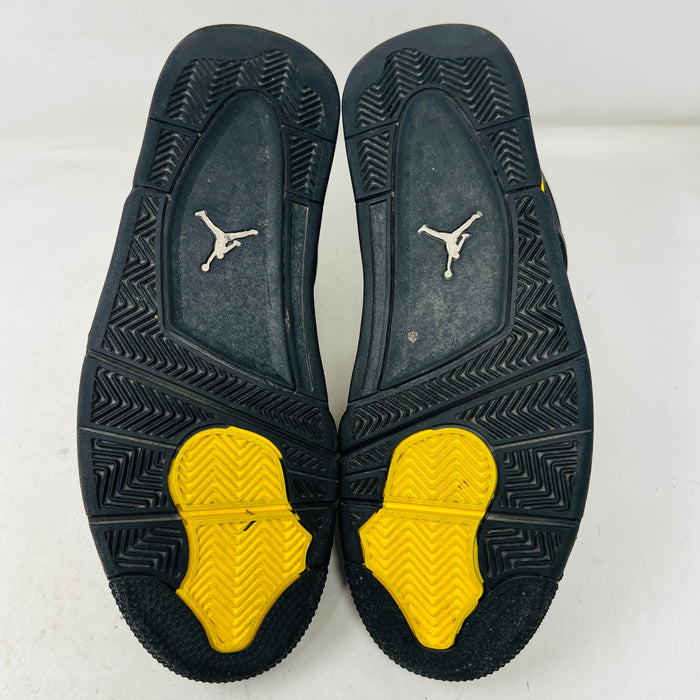 Jordan 4 Retro Thunder (2023)