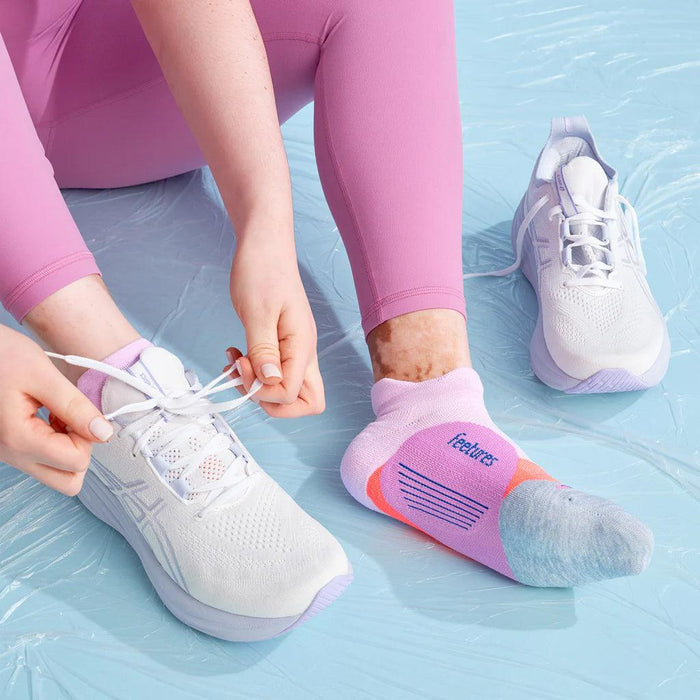 Elite Light Cushion No Show Tab Socks