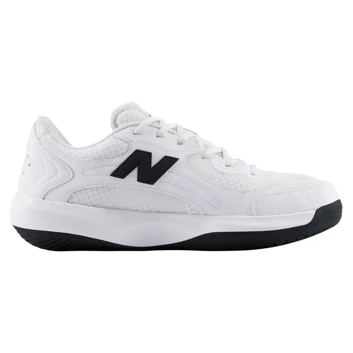Men's 696v7 4E Width Shoes White and Black
