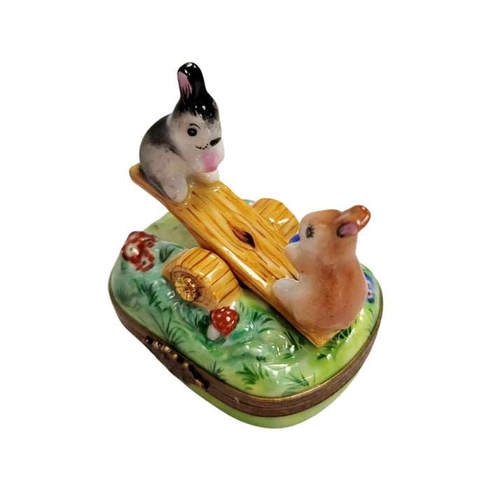 Playful Rabbit porcelain box from Limoges, alternate view