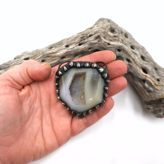 Studded Double Ring Druzy Agate Pentagon Soldered Pendant (OAK101)