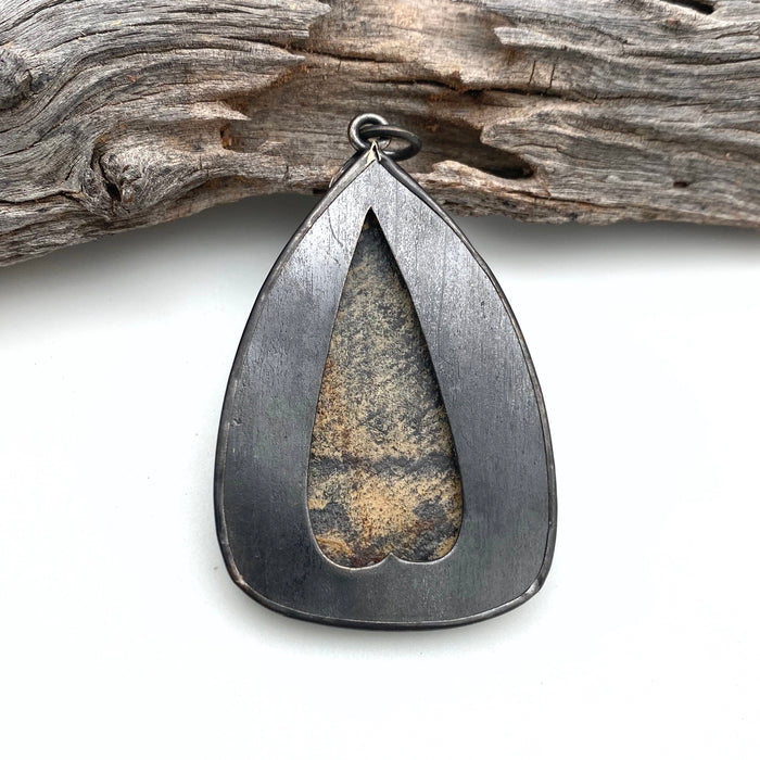 Triangular Sitting Khun Phaen Buddha Amulet Pendant From Thailand (LAP18)