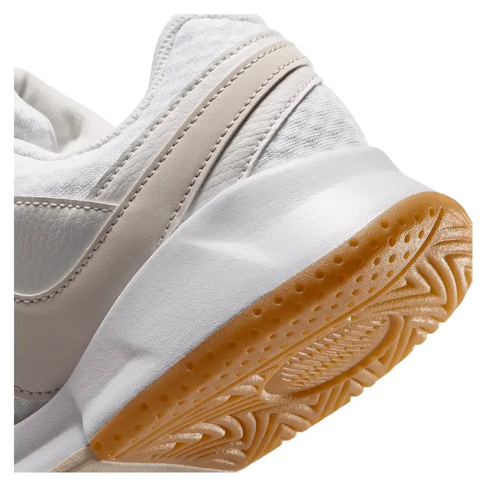 Women's Court Lite 4 Shoes White and Lt Orewood Brown
