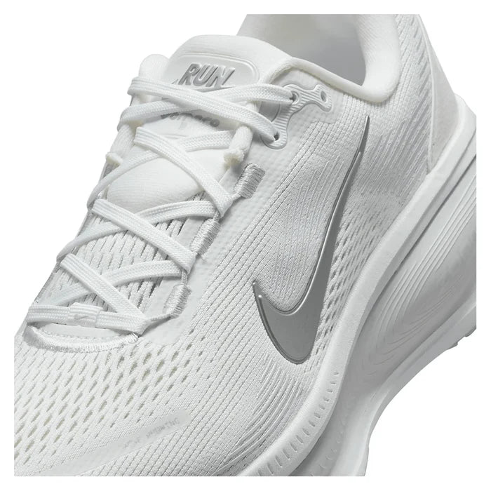 Women's Vomero 18 Running Shoes White and Metallic Silver